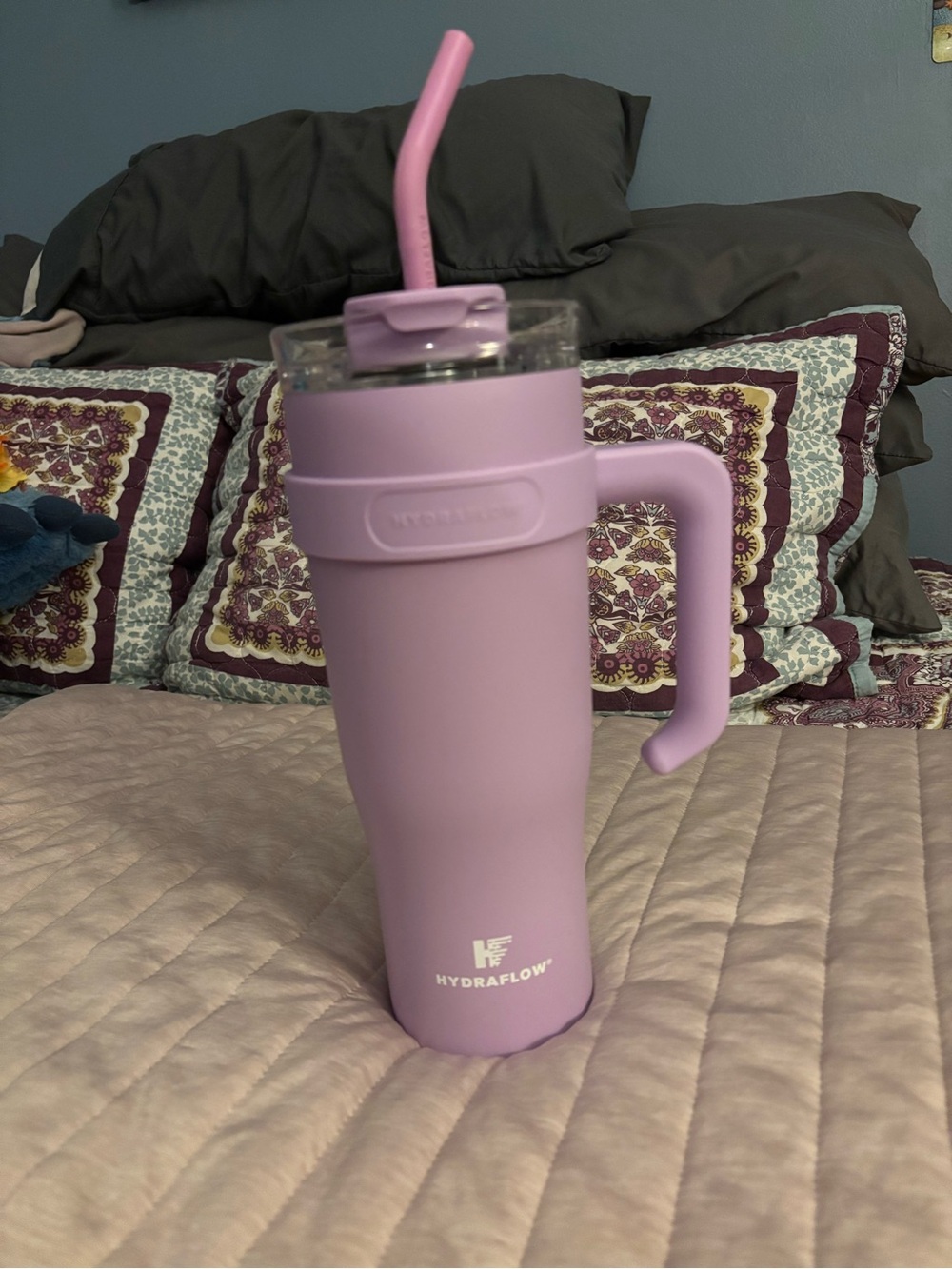 Lavender Travel Tumbler with Handle and Straw